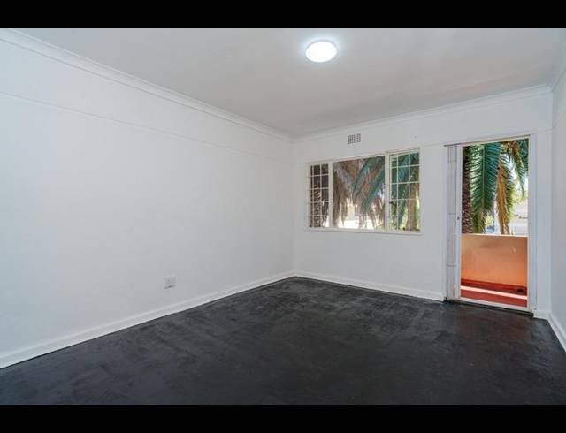 2 BEDROOM APARTMENT FOR SALE IN KENILWORTH